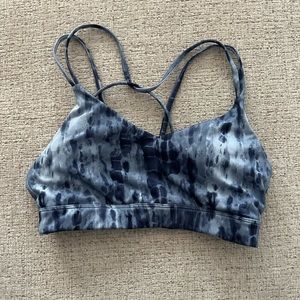 Old Navy Active sports bra tie dye